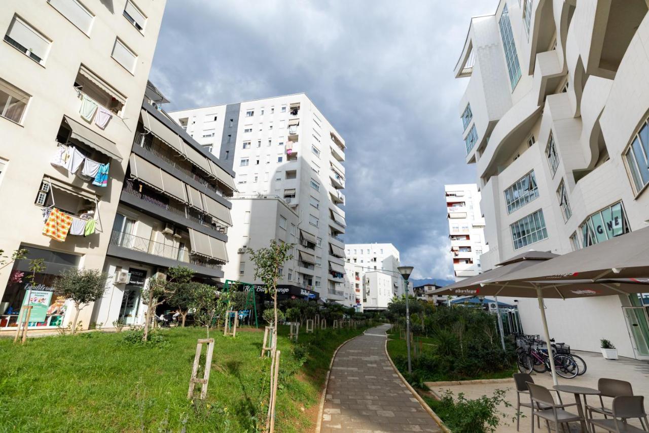 Tirana Contact Apartment Екстериор снимка
